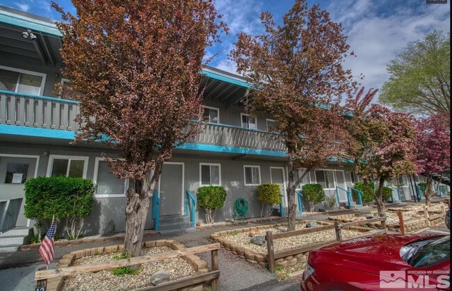 property at 510 Country Village Dr