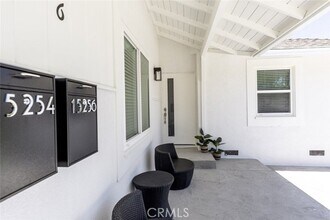 15256 Clymer St in Los Angeles, CA - Building Photo - Building Photo