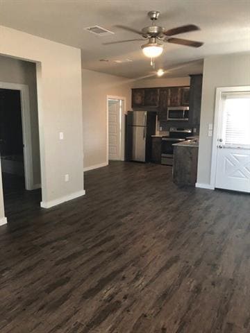 2303 N Elm St in Denton, TX - Building Photo - Building Photo