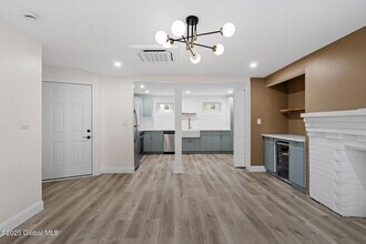 42 Spring St in Albany, NY - Building Photo - Building Photo