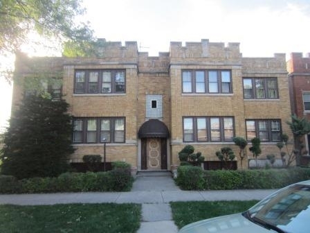 8358 S May St in Chicago, IL - Building Photo