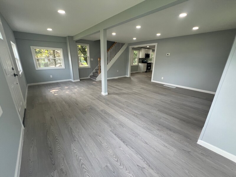 680 E Main St in Evesham, NJ - Building Photo