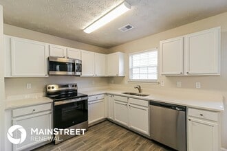 263 Millstone Dr, Unit 1019 in Hampton, GA - Foto de edificio - Building Photo