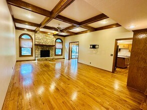 13040 Catalina Dr in Leawood, KS - Building Photo - Building Photo