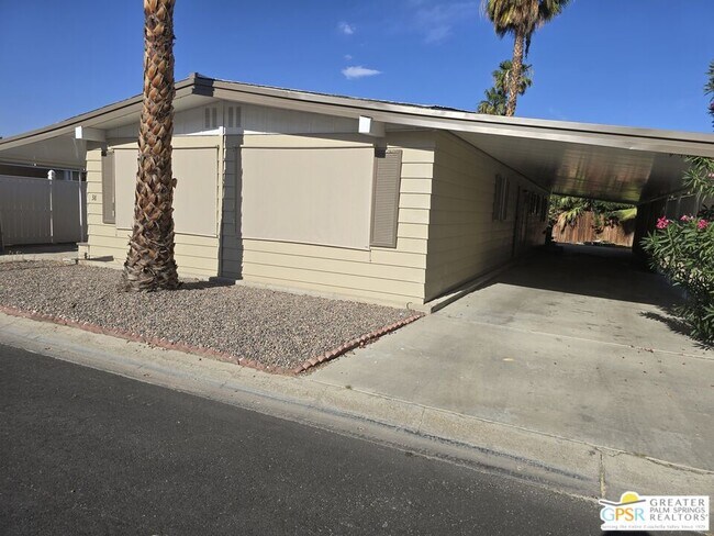 38 Paseo Laredo N in Cathedral City, CA - Building Photo - Building Photo