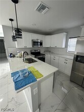 614 Flamingo Ave S in Lehigh Acres, FL - Building Photo - Building Photo