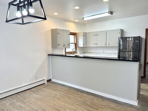 414 Caroline St in Plymouth, WI - Building Photo - Building Photo