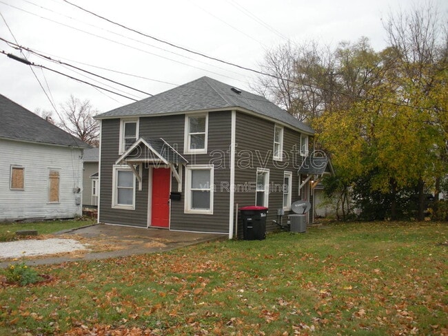 106 E Vine St in Attica, IN - Building Photo - Building Photo