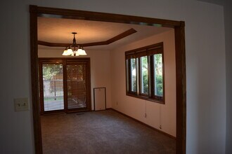 2210 Skyline Dr in Norfolk, NE - Building Photo - Building Photo