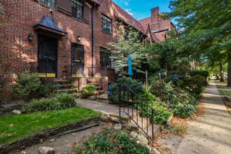 Forest Hill Gardens in Forest Hills, NY - Building Photo - Building Photo