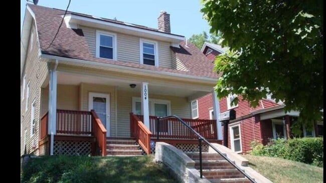 property at 1004 Westcott St