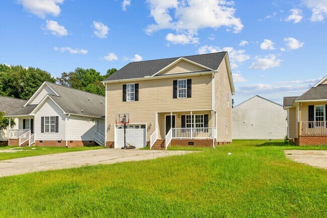 property at 22 Linsey Ct