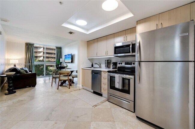 property at 2951 S Bayshore Dr