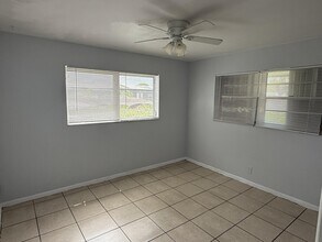 905 S G St in Lake Worth Beach, FL - Building Photo - Building Photo
