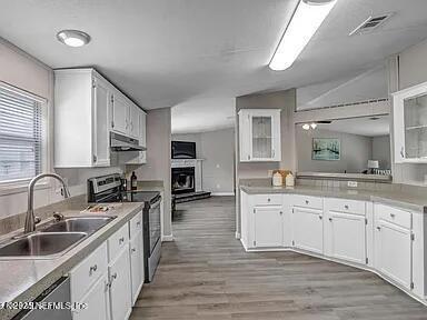 property at 2562 Hibiscus Ave