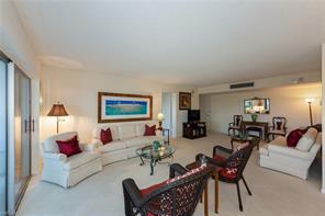 3420 Gulf Shore Blvd N-Unit -65 in Naples, FL - Building Photo