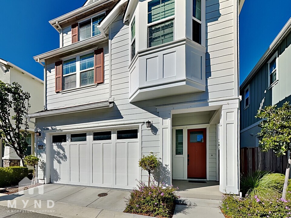 8319 Sandy Cv Wy in Newark, CA - Building Photo