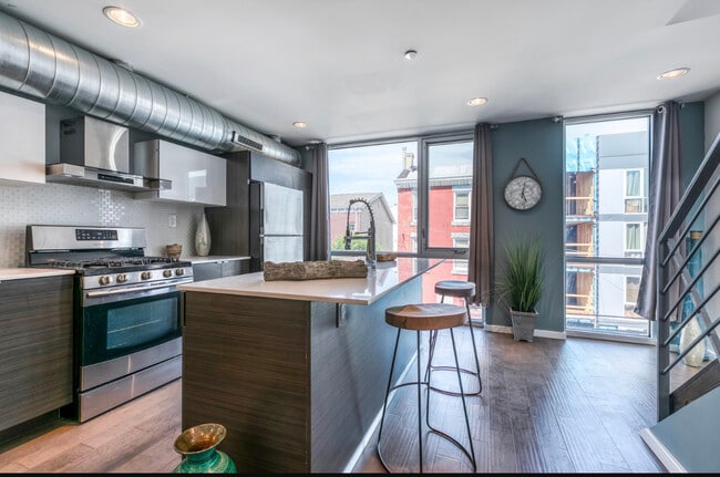 1441 N 7th St, Unit 3