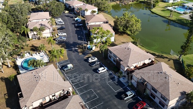 5026 Water Oak Dr in Bradenton, FL - Building Photo - Building Photo