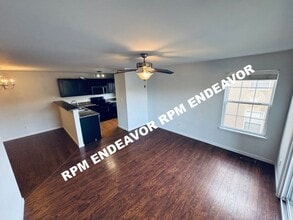 1124 Saravalle Dr in St. Peters, MO - Building Photo - Building Photo