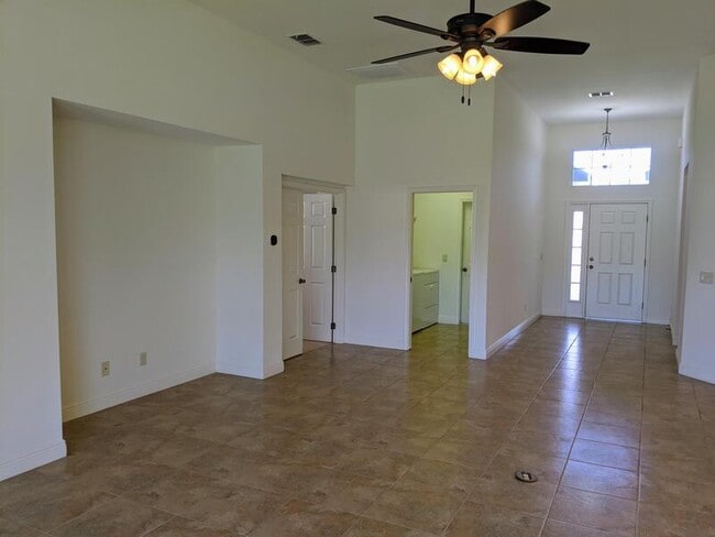 1882 W Angelica Loop in Lecanto, FL - Building Photo - Building Photo