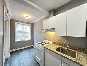 5516 N Kenmore Ave in Chicago, IL - Foto de edificio - Building Photo