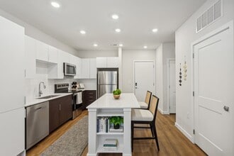 Aspire at Rippon Landing in Woodbridge, VA - Building Photo - Building Photo