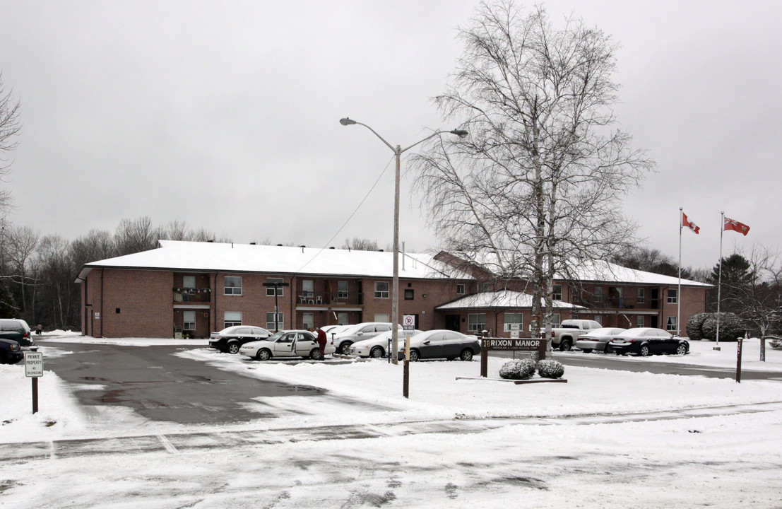 Pefferlaw & Lions Housing in Georgina, ON - Building Photo