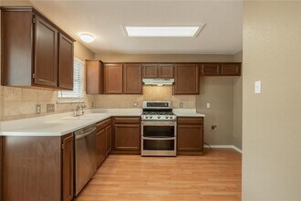 1518 Sundance Dr in Round Rock, TX - Building Photo - Building Photo