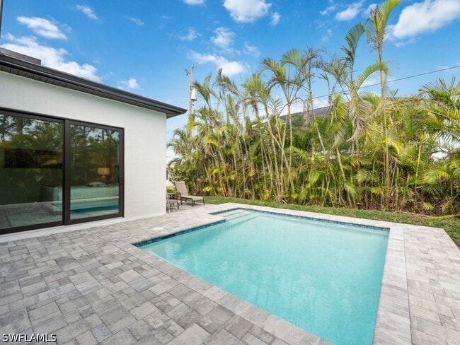 property at 837 99th Ave N