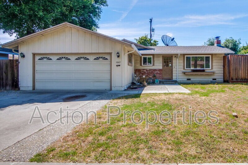 1062 Kelly Dr in San Jose, CA - Building Photo