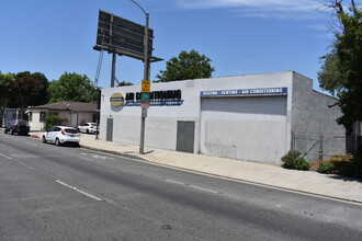 5932-5946 Florence Ave in Bell Gardens, CA - Building Photo - Building Photo