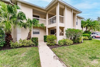 725 Landover Ct in Naples, FL - Foto de edificio - Building Photo