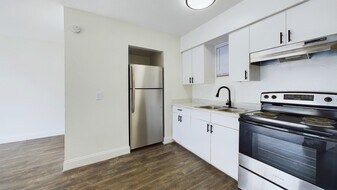 Harbor Blu in Cape Canaveral, FL - Building Photo