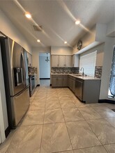 3296 Falcon Point Dr in Kissimmee, FL - Building Photo - Building Photo