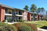 Village Walk Apartments in Jasper, TX - Building Photo - Building Photo