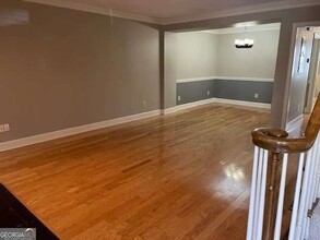 7500 Roswell Rd, Unit 57 in Atlanta, GA - Building Photo - Building Photo
