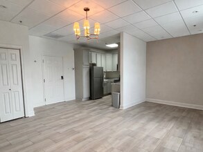 201 E Lafayette St in Jackson, TN - Building Photo - Building Photo