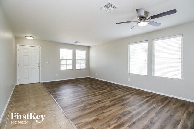 1137 Leslie Cir in San Tan Valley, AZ - Building Photo - Building Photo