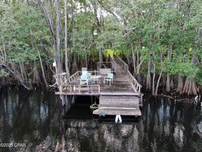 11413 Church Rd in Ebro, FL - Building Photo - Building Photo