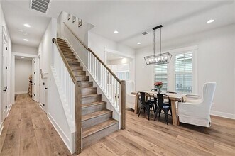 1095 Twain St in Driftwood, TX - Building Photo - Building Photo