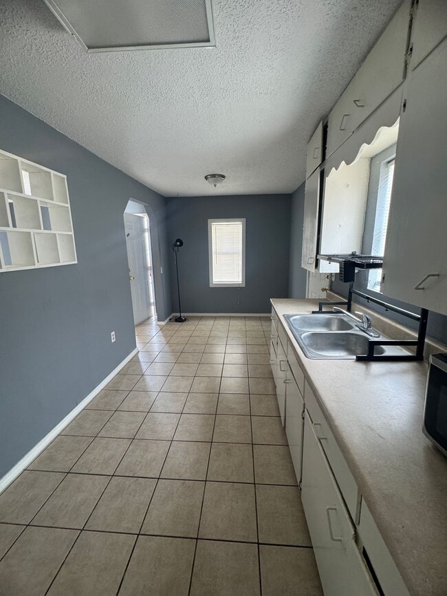 500.5 E Stanolind Rd in Hobbs, NM - Building Photo - Building Photo