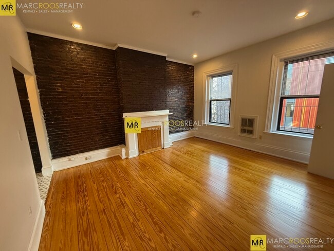 property at 672 Tremont St