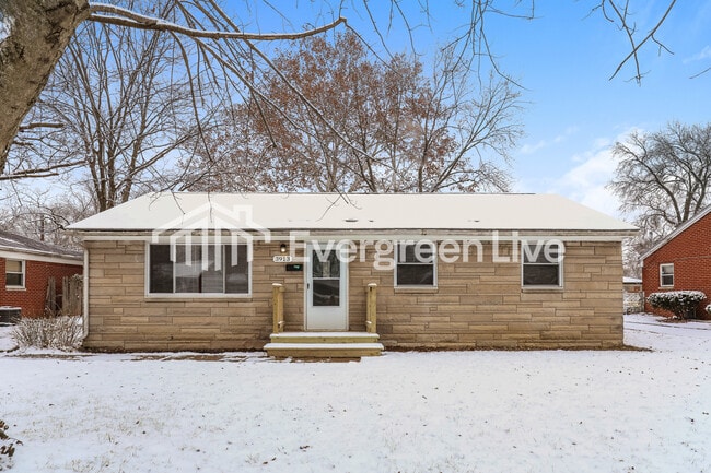 property at 3913 N Bolton Ave