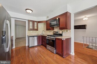9004 Ayrdale Crescent in Philadelphia, PA - Building Photo - Building Photo