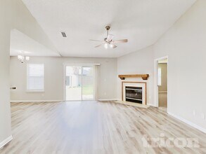 11878 Pikeville Ct in Jacksonville, FL - Foto de edificio - Building Photo