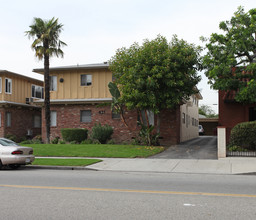 427-431 Western Ave in Glendale, CA - Building Photo - Building Photo