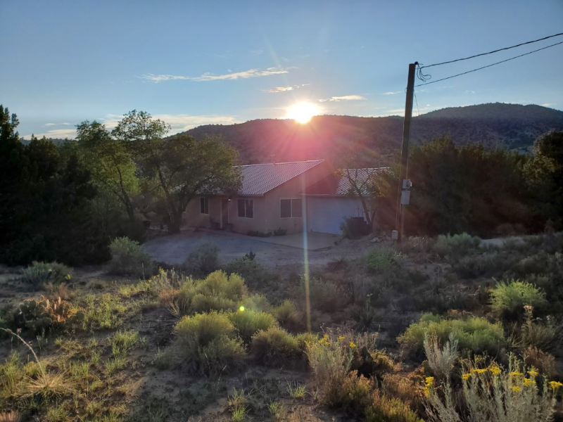 72 Camino De Las Huertas in Placitas, NM - Building Photo