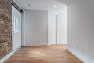 265 S 2nd St in Brooklyn, NY - Foto de edificio - Interior Photo