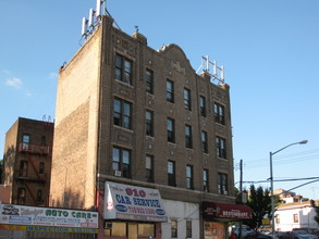 121 Jamaica Ave in Brooklyn, NY - Foto de edificio - Building Photo